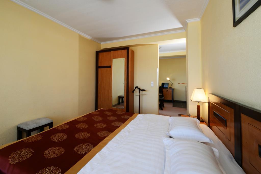 Narantuul Hotel Ulaanbaatar Phòng bức ảnh