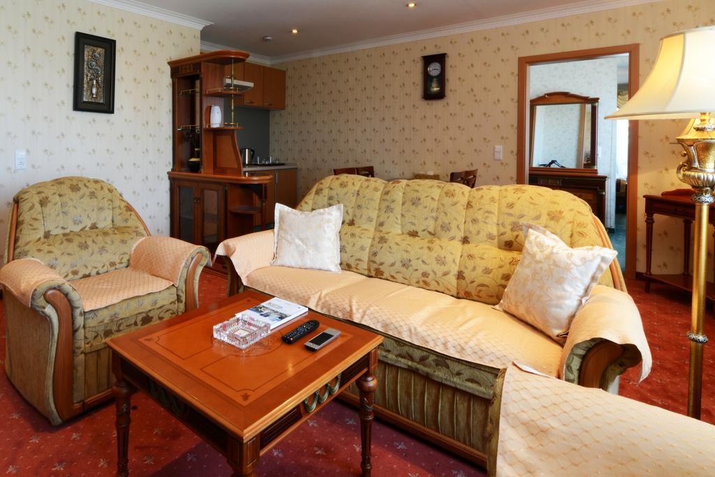 Narantuul Hotel Ulaanbaatar Phòng bức ảnh