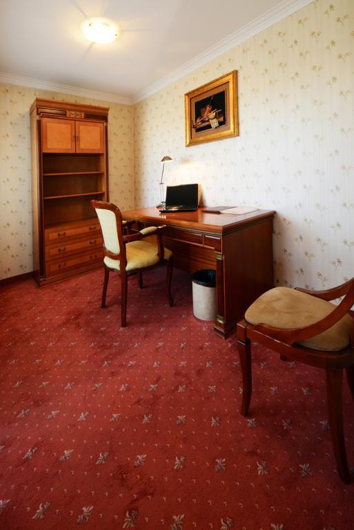 Narantuul Hotel Ulaanbaatar Phòng bức ảnh