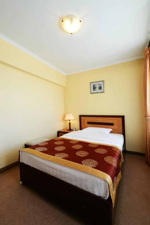Narantuul Hotel Ulaanbaatar Phòng bức ảnh